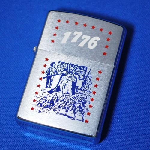 希少品！！ブラッシュクローム仕上げ（1975年刻印）建国200周年記念【ZIPPO】