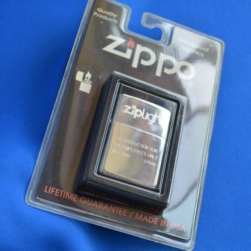 ジップライト・初年度製造　 社員配布品  再入荷！！ 【ZIPPO】