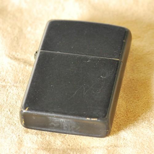 ブラック・カラー　プレーン【ZIPPO】