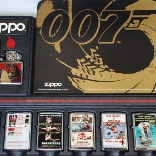 再入荷！！映画 「007」 ディスプレイ・ボード付　8個セット 【ZIPPO】