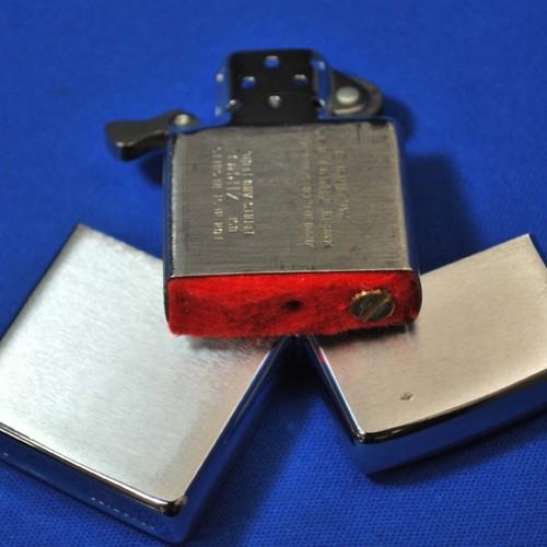 1967 Early USスチール 赤フェルト ピンズ貼り【ZIPPO】