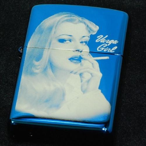 Varga Girl　ブルーチタン【ZIPPO】