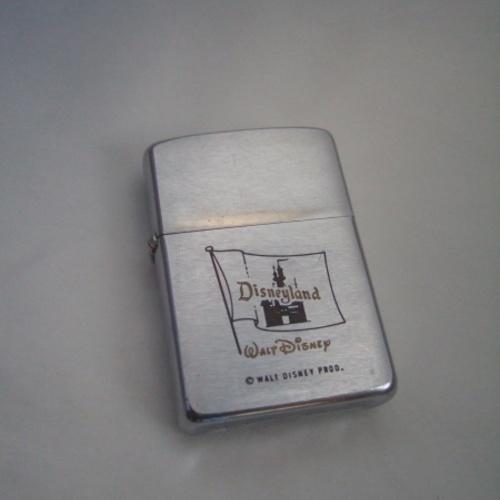 60’　ディズニーランド　フラッグ 【ZIPPO】